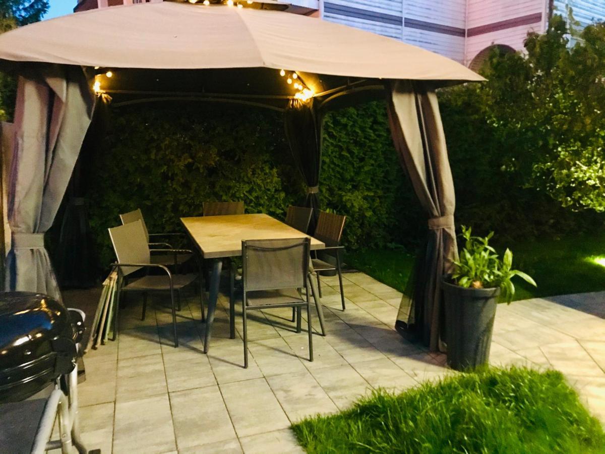 "Ku Sloncu" -Pokoje& Apartamenty - Jastrzębia Góra Extérieur photo